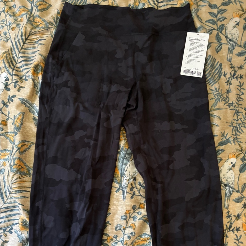 LULULEMON - Align HR jogger black camo. NWT. Size 12.